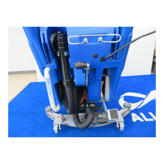 中古】リンレイ BOOST20 ブースト20 自走式スクエアパッド自動床 中古】リンレイ BOOST20 ブースト20 自走式スクエアパッド自動床