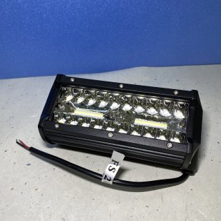 LED投光器　12/24V　80W（新品）