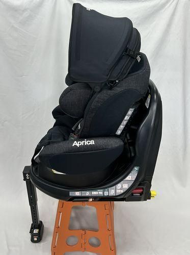 アップリカ フラディア グロウ ISOFIX スタンダード ピュア