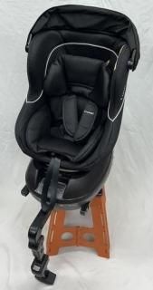 【新品未使用】チャイルドシート PRESS 高機能 Amazon | コンビ ISOFIX固定 新生児対応 回転式