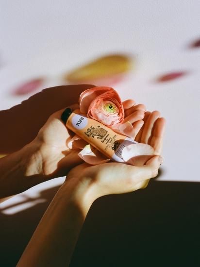 ボタニカルシリーズ】ハンドクリーム タンジェリン＆ラズベリー 50ml