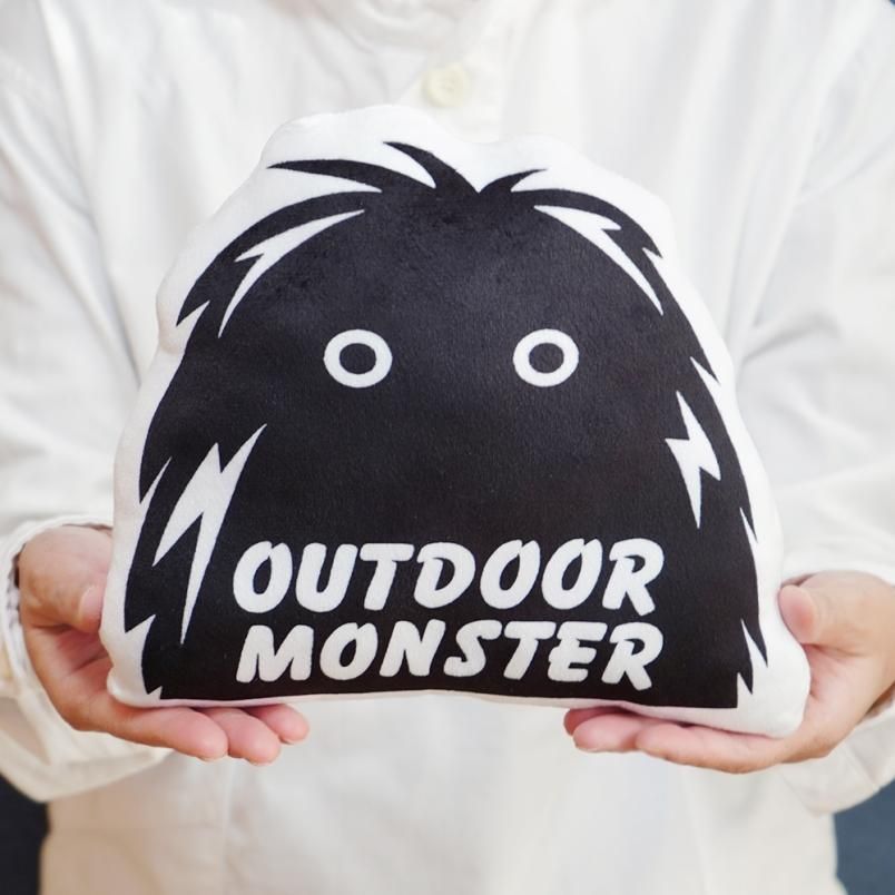 OUTDOOR MONSTER アウトドアモンスター ピロークッション