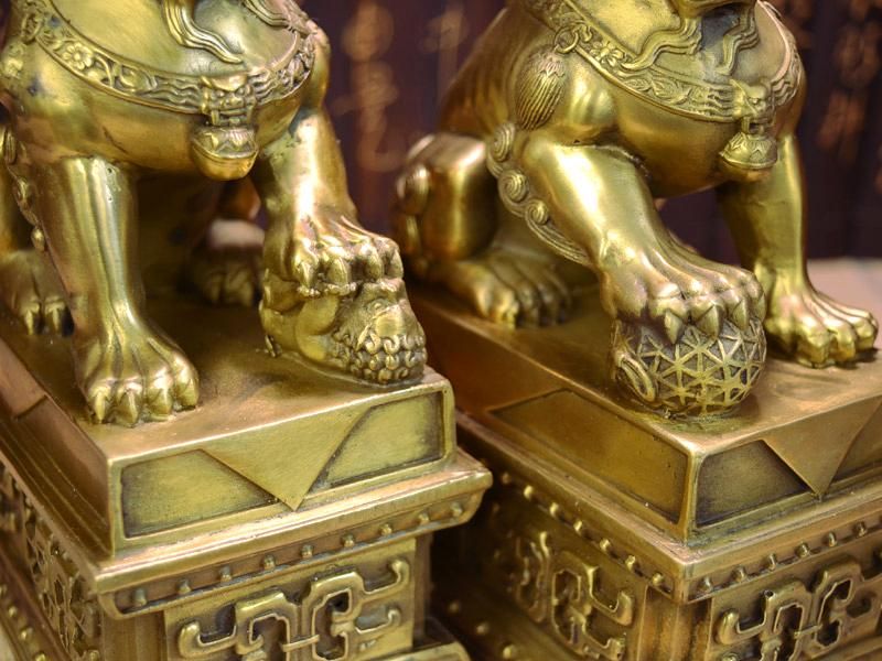 獅子の置物 銅製祥獅献瑞(大) | 風水置物 - 中国貿易公司 獅子の置物 銅製祥獅献瑞(大) | 風水置物 - 中国貿易公司