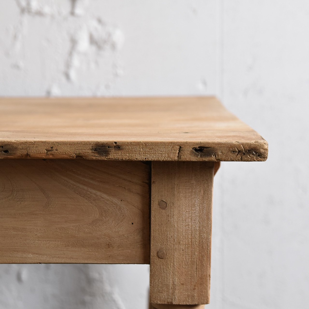 French Elm Stripped Table / フレンチ エルム ストリップド テーブル