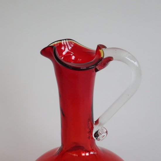 Vintage red glass flower vase/ビンテージ レッド ガラス フラワー