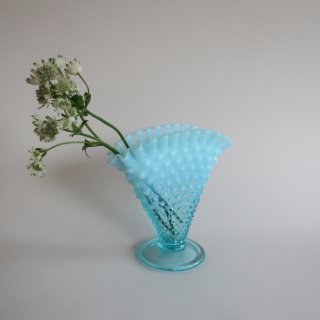 Vintage Fenton Aqua Blue Opalescent Hobnail Ruffled Fan Vase/ビンテージ フェントン社製 フラワーベース/花器/花瓶(935)