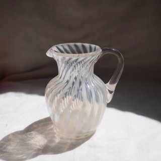 Vintage White Opalescent Swirl pitcher Vase/ビンテージ ホワイト オパールセントスワール フラワーベース/花器/花瓶(963)