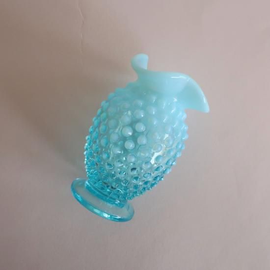 美品　フェントン　フラワーベース　ホブネイル　花瓶　ブルー　USA　ヴィンテージ Vintage Fenton Aqua Blue Opalescent Hobnail Ruffled Mini