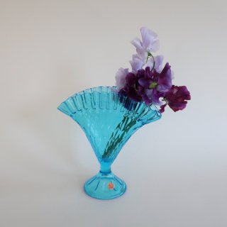 Vintage Italian Aqua blue Glass Fan Vase/ビンテージ アクアブルー ガラス フラワーベース /花器/花瓶(A109)