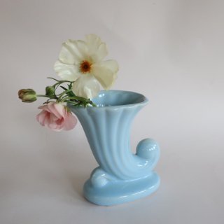 Vintage 50's Ceramic Cornucopia flower vase/ӥơ ƫ ̥ԥ ե١/(A116)