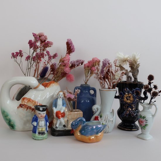 Vintage Occupied Japan blue mini flower vase/ビンテージ 陶器 ミニ フラワーベース /花瓶/一輪挿し /オブジェ(A213)