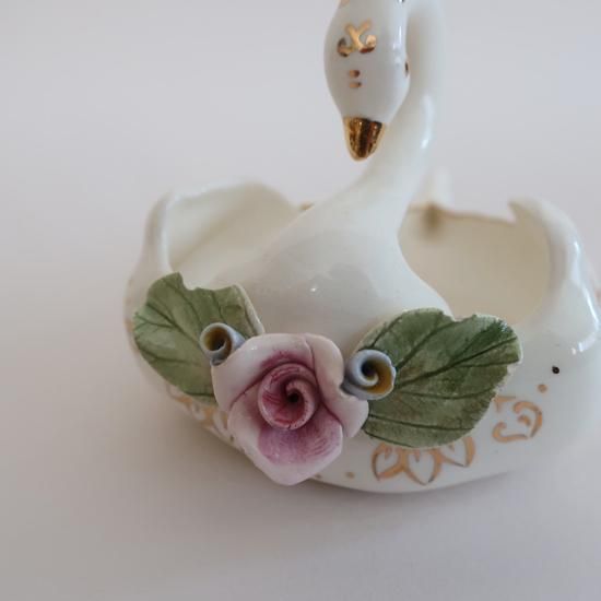vintage ceramic swan tray /ビンテージ 陶器 白鳥モチーフ 小物 vintage ceramic swan tray /ビンテージ 陶器 白鳥モチーフ 小物