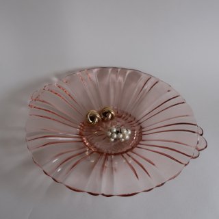 Vintage 1930s Anchor Hocking Pink Candy Dish Trinket Tray/ ビンテージ ピンクガラス アクセサリー トレー/ガラス皿(A492)