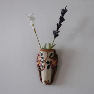 Vintage ceramic wall deco flower vase/ビンテージ 陶器 壁掛け