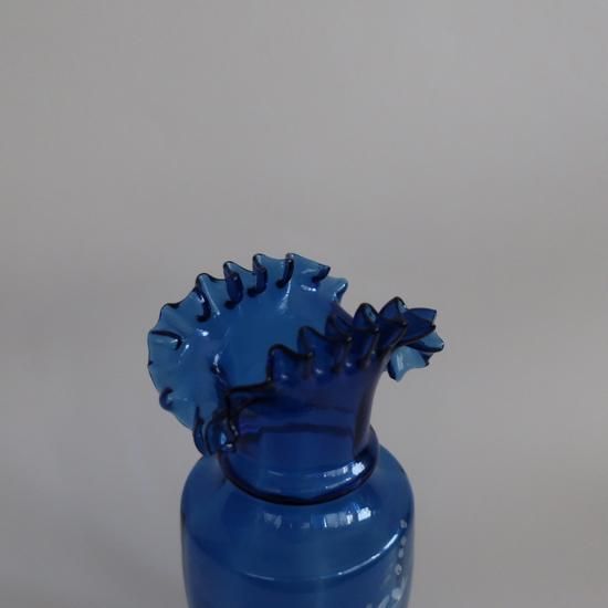 Antique Blue Ruffled glass Flower Vase/アンティーク ブルー Antique Blue Ruffled glass Flower Vase/アンティーク ブルー