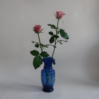 Antique Blue Ruffled glass Flower Vase/アンティーク ブルー ガラス ラッフル フラワーベース /花器/花瓶(A640)