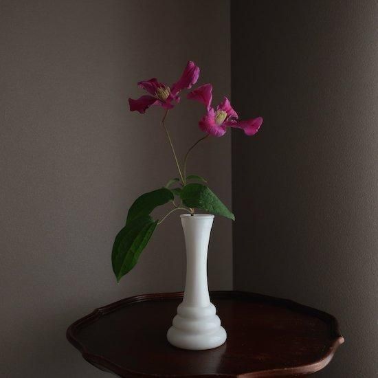 Vintage milk glass flower vase/ビンテージ ミルクガラス Vintage milk glass flower vase/ビンテージ ミルクガラス