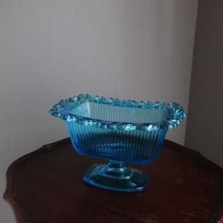 Vintage Indiana Glass Ice Blue Open Lace Edge Footed Candy Dish/ӥơ ֥롼饹 ǥݥå/ʪ(A900)