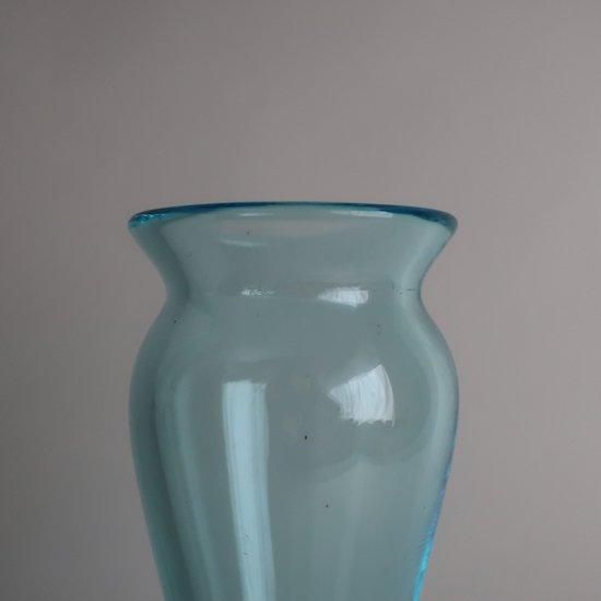 Vintage Aqua Blue glass flower vase/ビンテージ アクアブルー