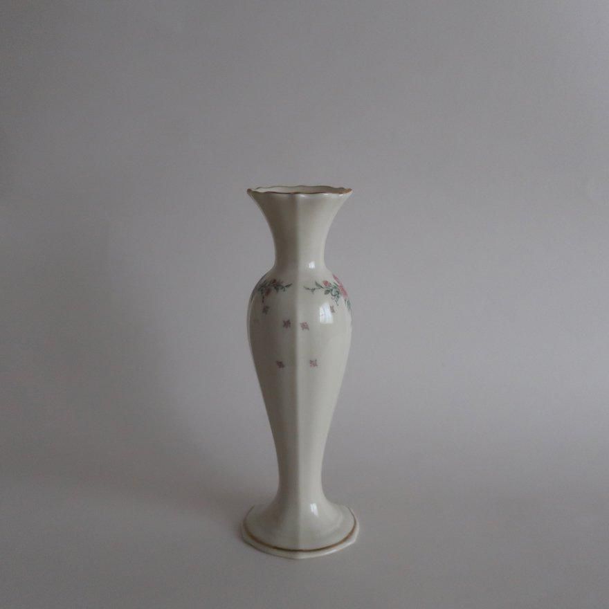 vintage flower vase 昭和レトロ　花瓶　花器　フラワーベース フラワーベースB/昭和レトロ/白/花形/アートグラス | 骨董