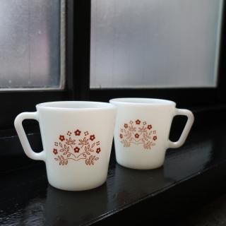 Vintage 60s-70s Pyrex Tiny Flower Mug cup (B019)