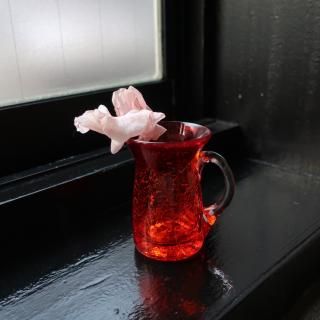 Vintage Mini Red Glass Flower Vase (B065)