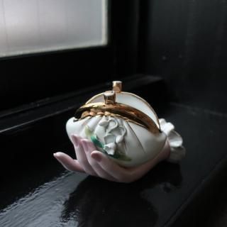 Vintage Ceramic Hand Motif Flower Vase (B094)