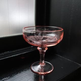 Vintage 1930-40s Pink Footed Candy Dish (B122)