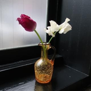 Vintage Small Amber Glass Flower Vase (B131)