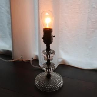 Vintage Pressed Glass Table Lamp (B165)