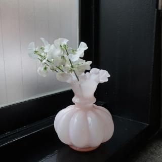 Vintage Fenton Rosalene Melon Dusty Rose Pink Ruffled flower vase (B177)