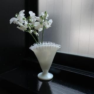 Vintage Fenton Silver Crest Fan Flower Vase (B180)