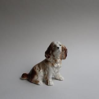 Vintage Ceramic Dog Figurine Object (B188)