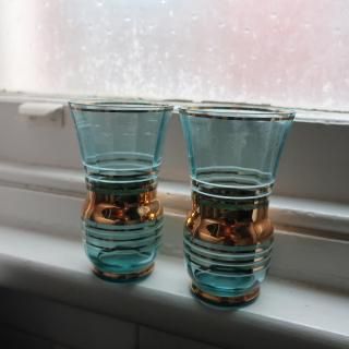 Vintage BlueGold Glass (B191)