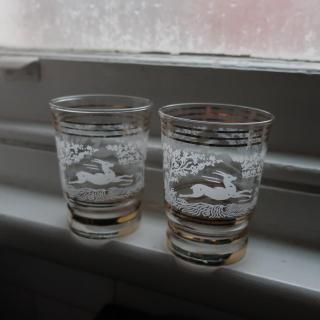 Vintage Small WhiteGold Glass(B209)