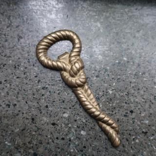 Vintage Brass Rope Bottle Opener (B212)