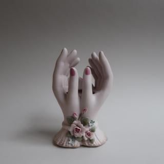 Vintage 1950s Lefton Ceramic Hand Motif Flower Vase (B216)