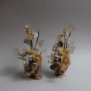 Vintage Shell Flower Motif Figurine /Object(B317)