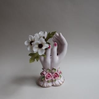 Vintage 1950s Lefton Ceramic Hand Motif Flower Vase (B346)