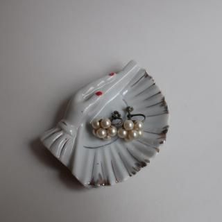 Vintage Made in Japan 1950's Porcelain Hand Motif Trinket Jewelry Holder(B361)