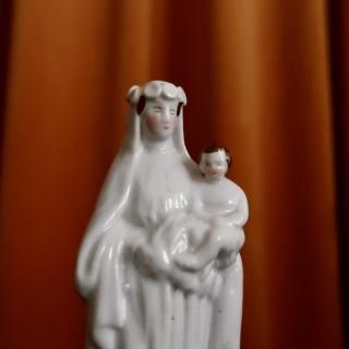 Vintage Ceramic Mary motif Figurine Object (B417)