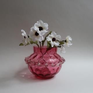 Vintage Cranberry Pink Glass Flower Vase (B420)