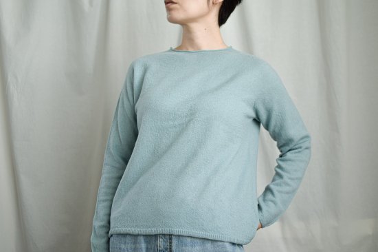 light sweater（WOOL WHOLE GARMENT）/ miho umezawa