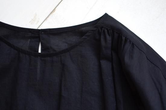 miho umezawa バルーンブラウス balloon blouse（COTTON LAWN）/ miho umezawa - TSUKURITE