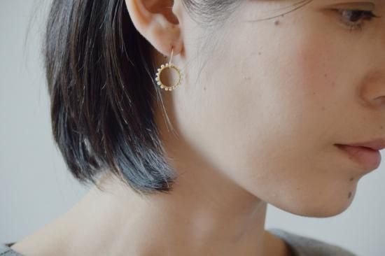 小雪ピアス / Amito - TSUKURITE ONLINE STORE 小雪ピアス / Amito - TSUKURITE ONLINE STORE