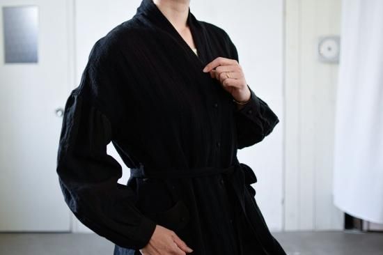 MAGALI タグ付 ヘリボーンリネンローブコート ワンピース 2way 麻 MAGALI ヘリボーンリネンローブコート – SAKURA CAFE
