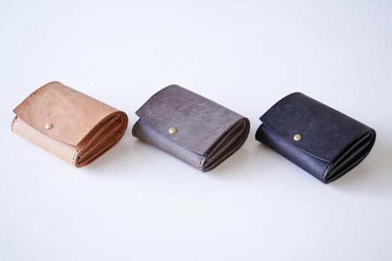 MIHO MATSUDA ブラックレザー ミニ財布