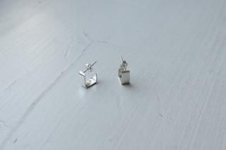 幅広スクエアピアス / indigo-silver WORKS