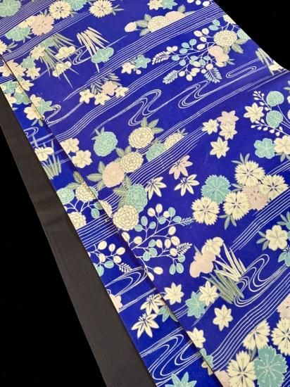 流水に季節の花々文様 錦紗縮緬 全通 袋帯」 - 正尚堂 流水に季節の花々文様 錦紗縮緬 全通 袋帯」 - 正尚堂