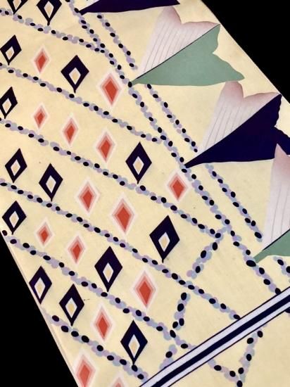 アール・デコ文様 全通柄 腹合わせ帯」(アンティーク帯側・繻子裏地